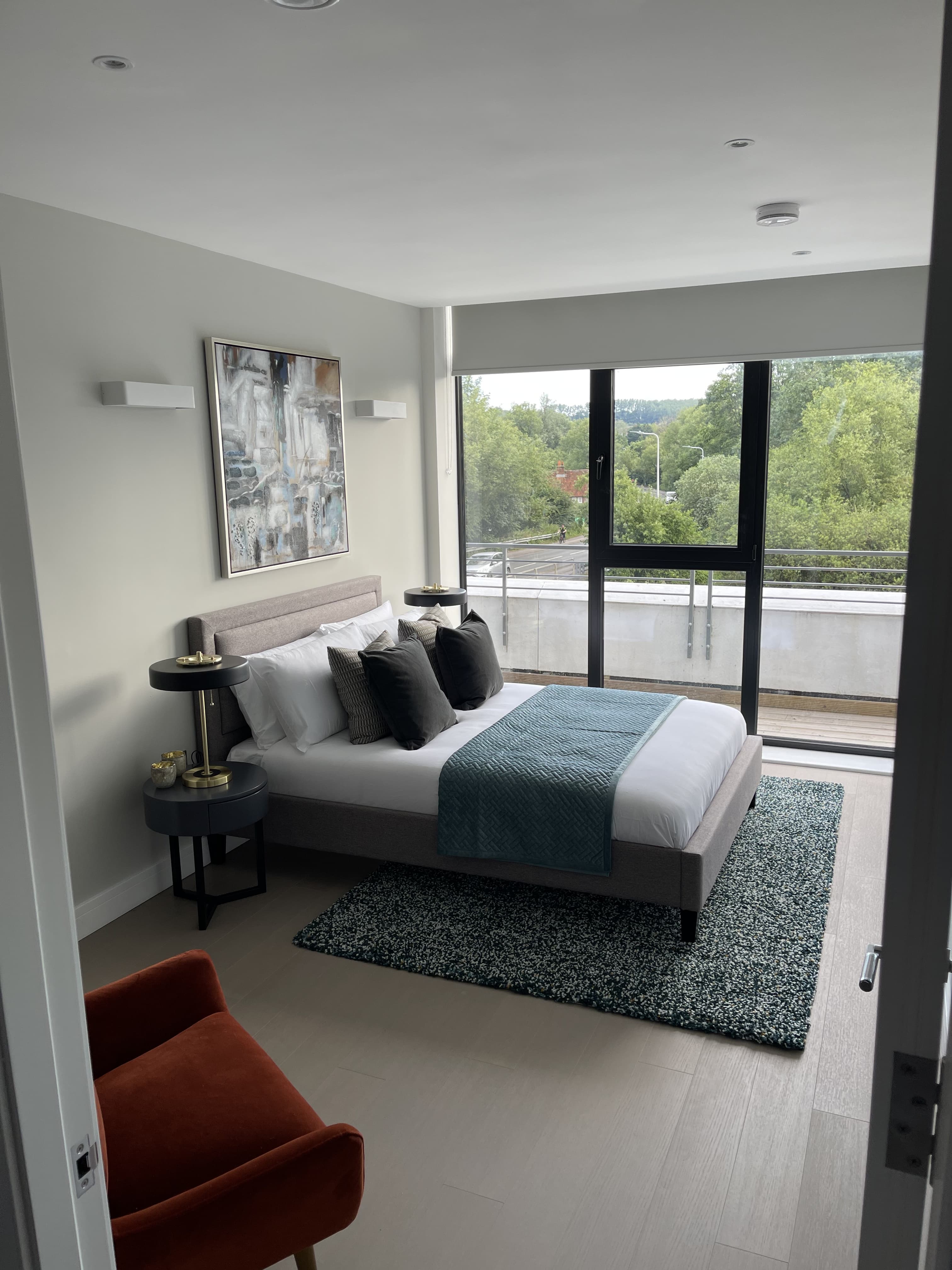 Bedroom Refit — photo 2