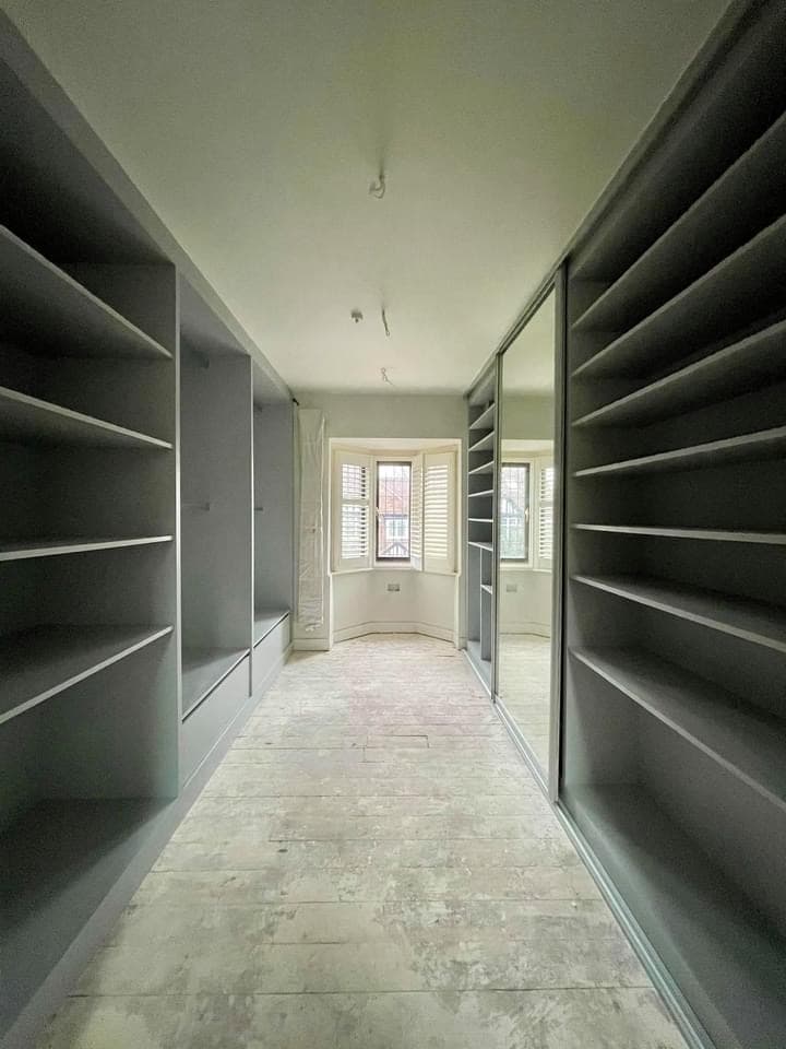 Bespoke Wardrobes — photo 1