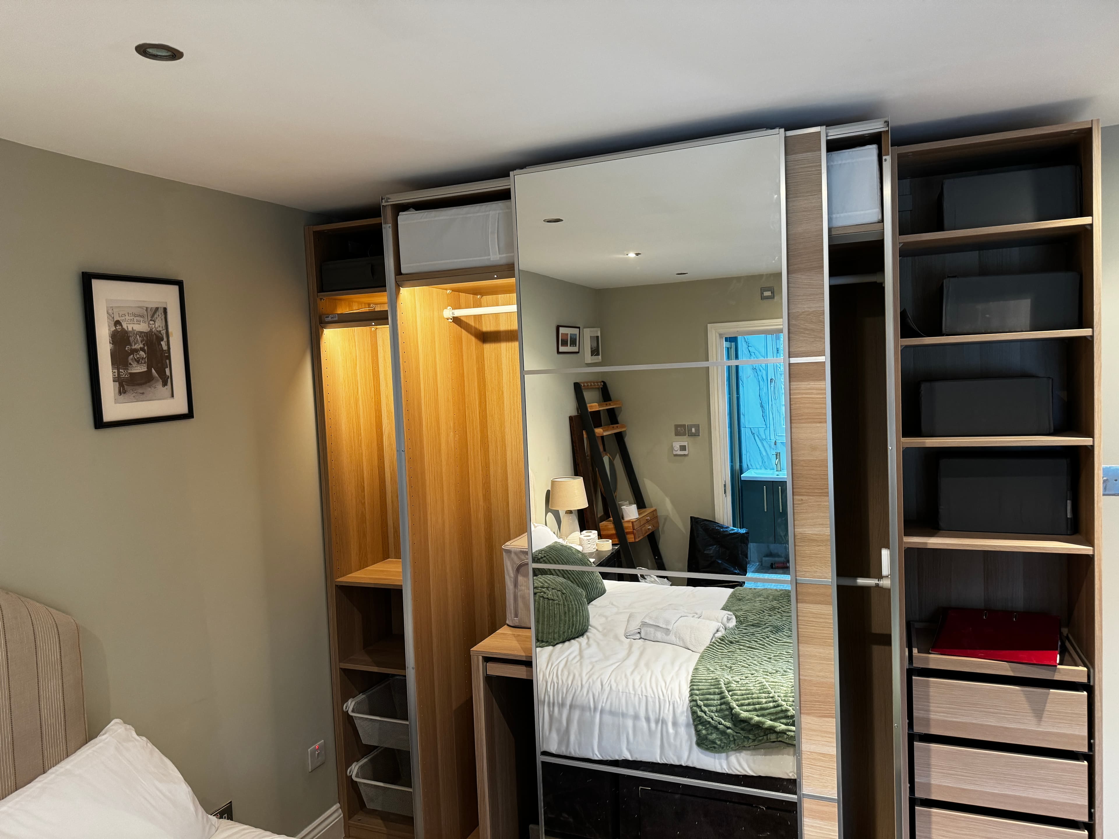 Fitted wardrobes, March 2024 — photo 3